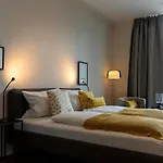 DUX\'ens Boardinghouse Apartment veer