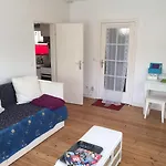 Apartment-Am-Airport