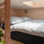 Tiny-Hausboot Irene Mit Kamin Und Dachterrassenlounge