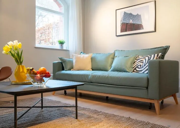 Spacious 3-bedroom apartment near Eilbekpark