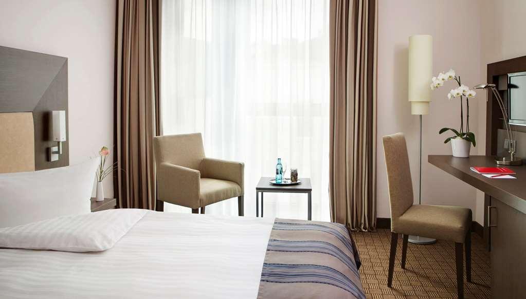 Intercityhotel Dammtor-messe 4*