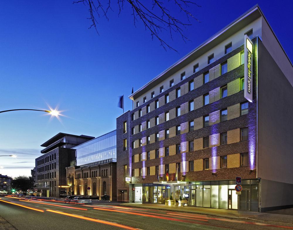 Express - St. Pauli-messe Hotel 3*