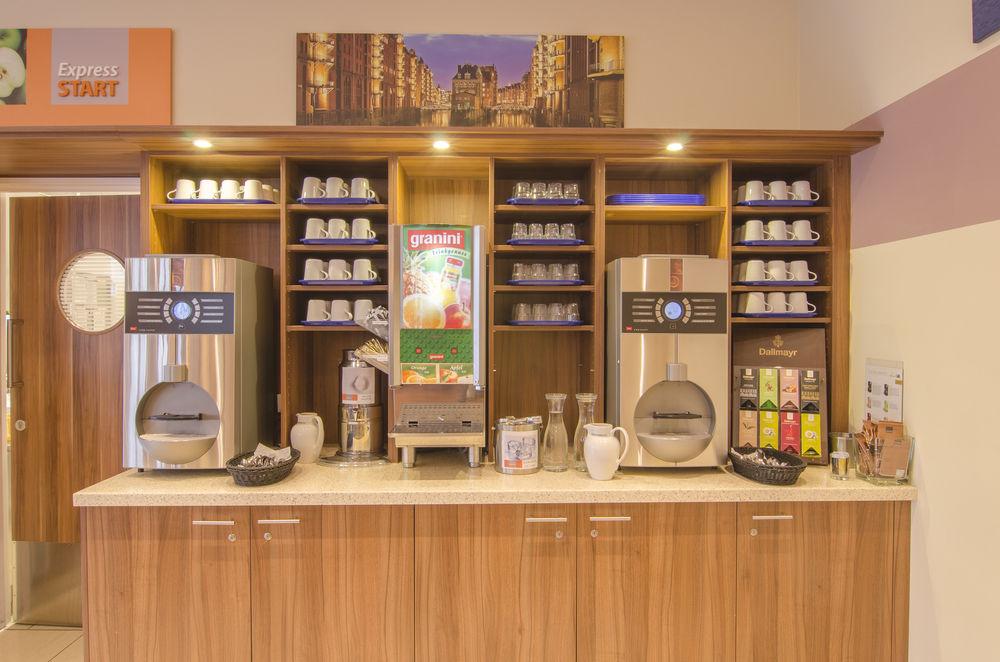 Express - St. Pauli-messe Hotel 3*