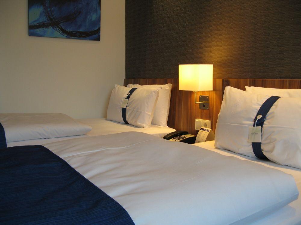 Hotel Express - St. Pauli-messe 3*