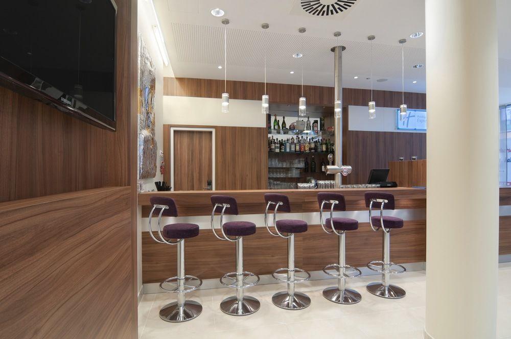Express - St. Pauli-messe Hotel 3*