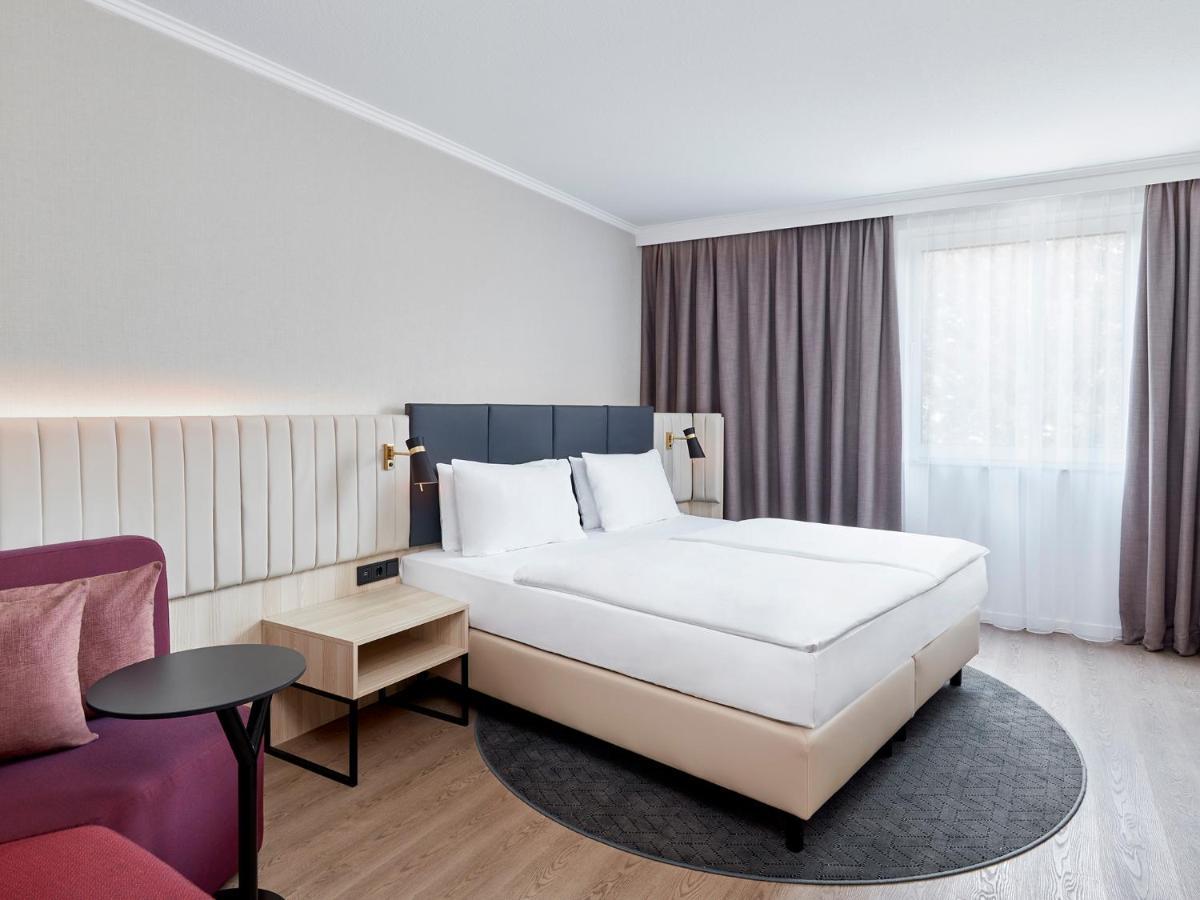 Hotel Crowne Plaza Hamburg-city Alster By Ihg 4*