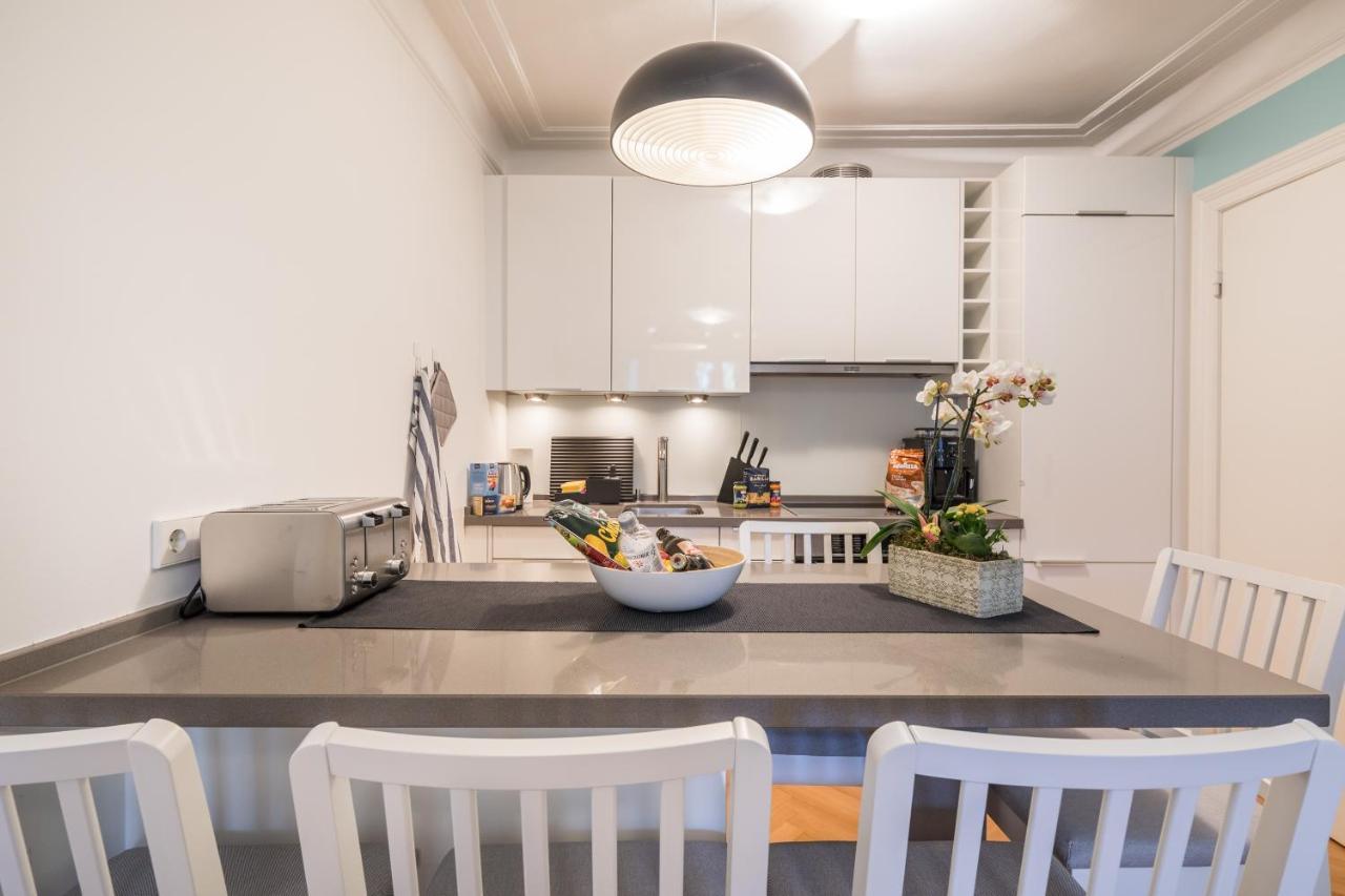 Generous Family-apartment With Two Seperate Bedrooms Close To The U-bahn * Hamburg