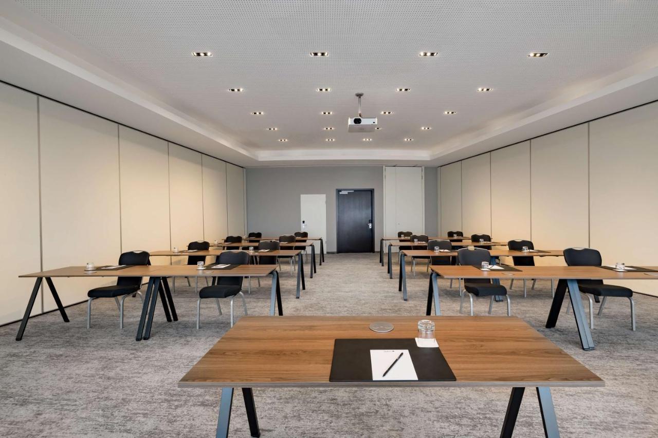 Radisson Blu Hotel, Airport 4* Hamburg-Harburg