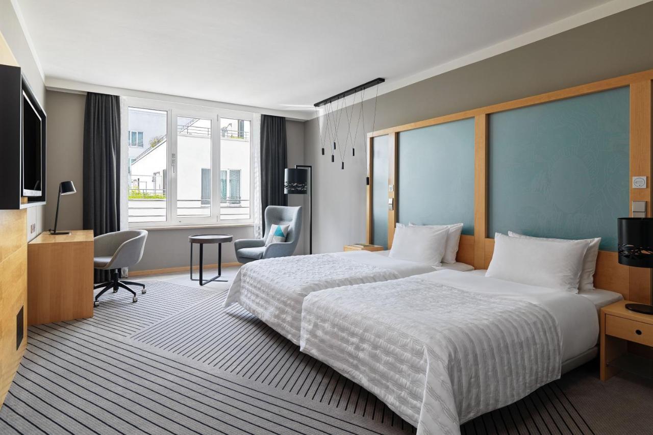 Le Méridien Hotel 5*