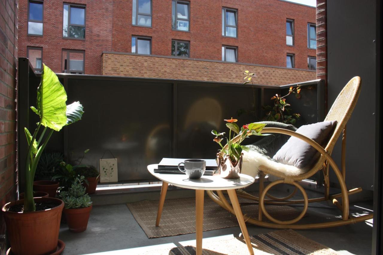 Homestay - Zentral - Volksparkstadion - Barrierefrei - Nahe A7 *