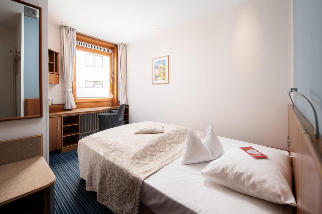 Baseler Hof 4* Hamburgo