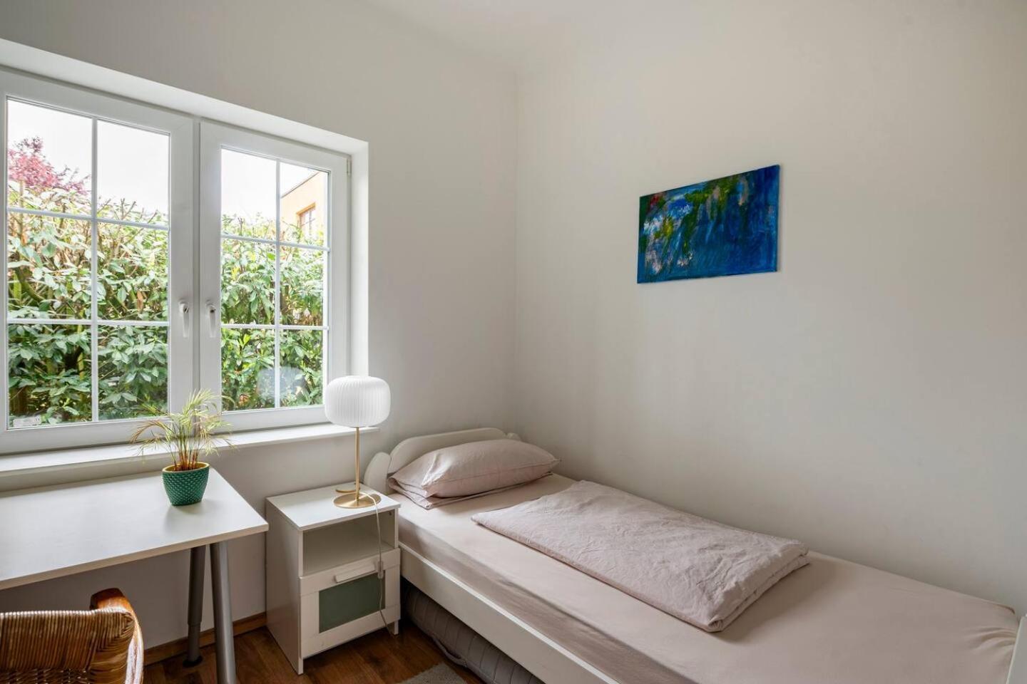 Homestay Comfortable In Location Hamburg