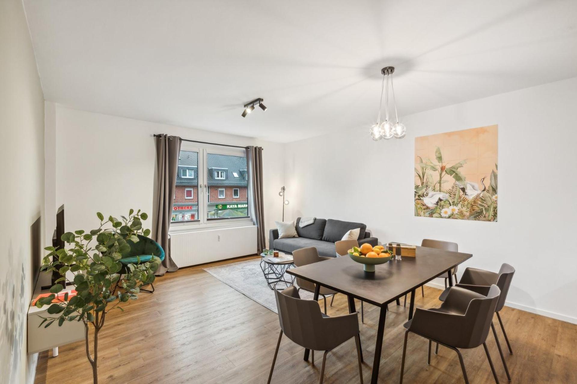 Business Kranich: 3 Zimmer, Infrastrukturlage Hh Langenhorn, Naehe Airport Hamburg