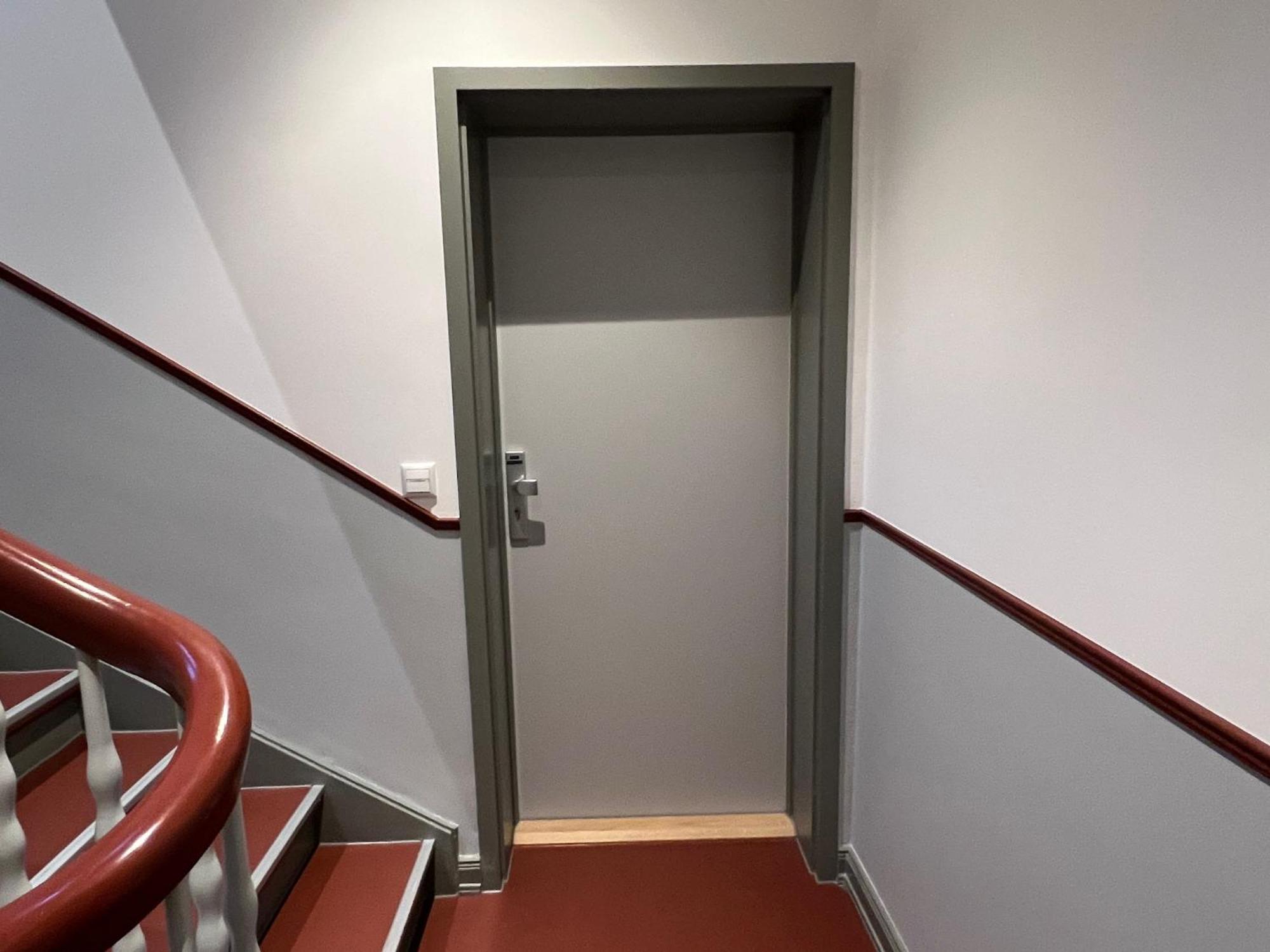 Business Kranich: 3 Zimmer, Infrastrukturlage Hh Langenhorn, Naehe Airport Apartment