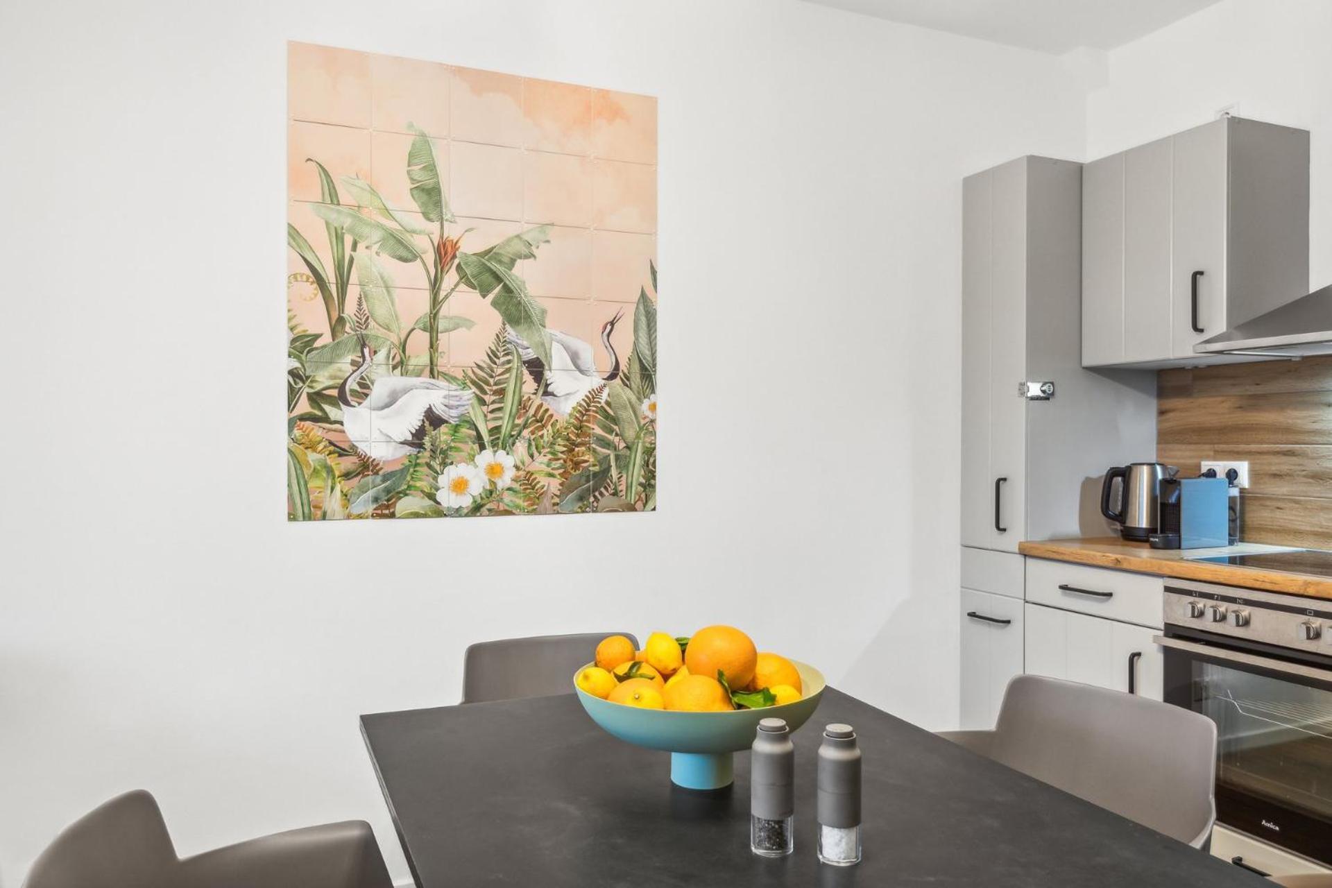 Business Kranich: 3 Zimmer, Infrastrukturlage Hh Langenhorn, Naehe Airport Apartment