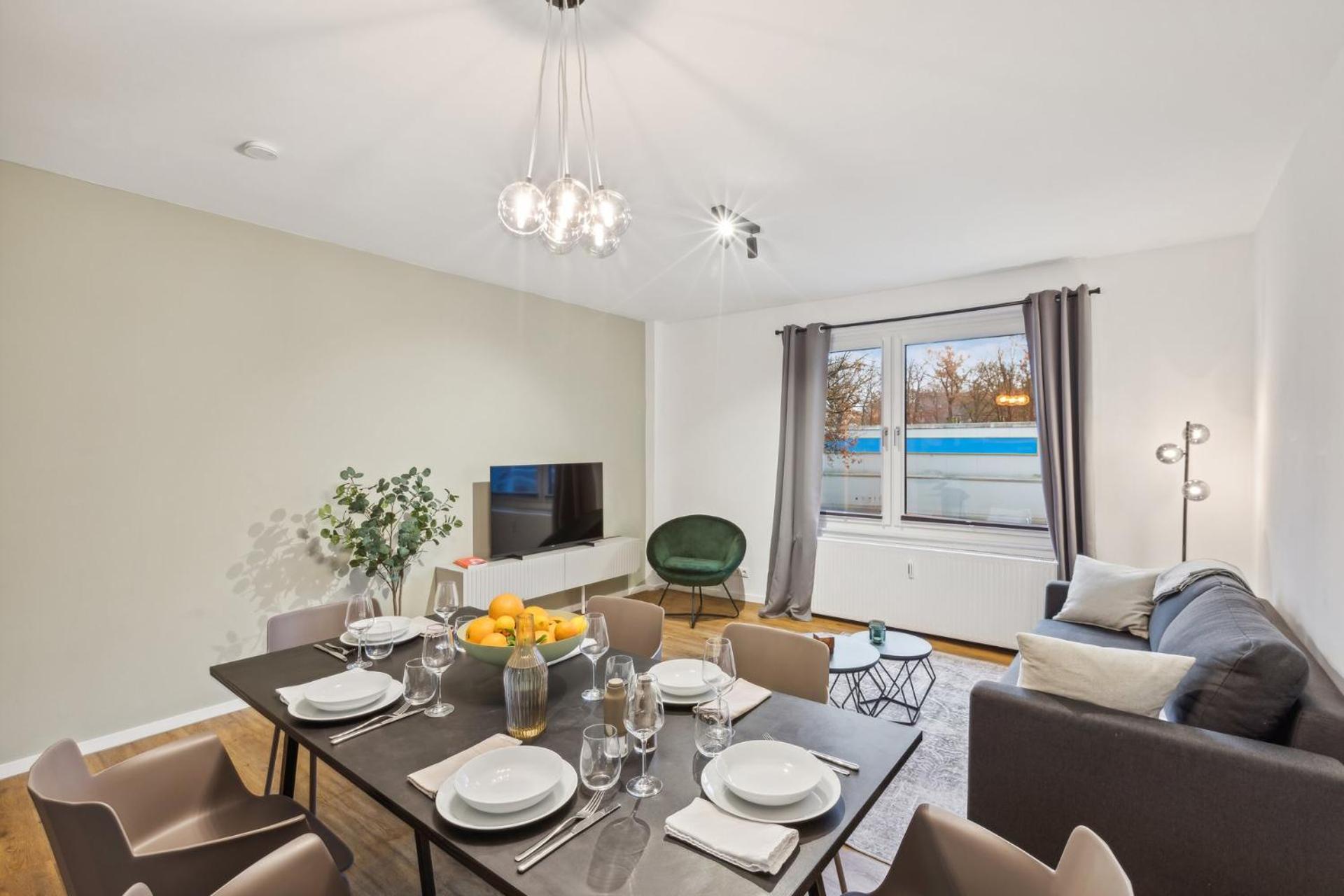 Business Kranich: 3 Zimmer, Infrastrukturlage Hh Langenhorn, Naehe Airport Apartment Hamburg
