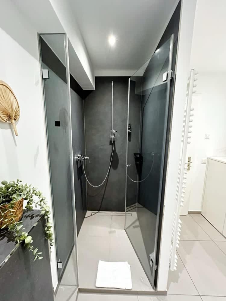 Spacious For 12 In