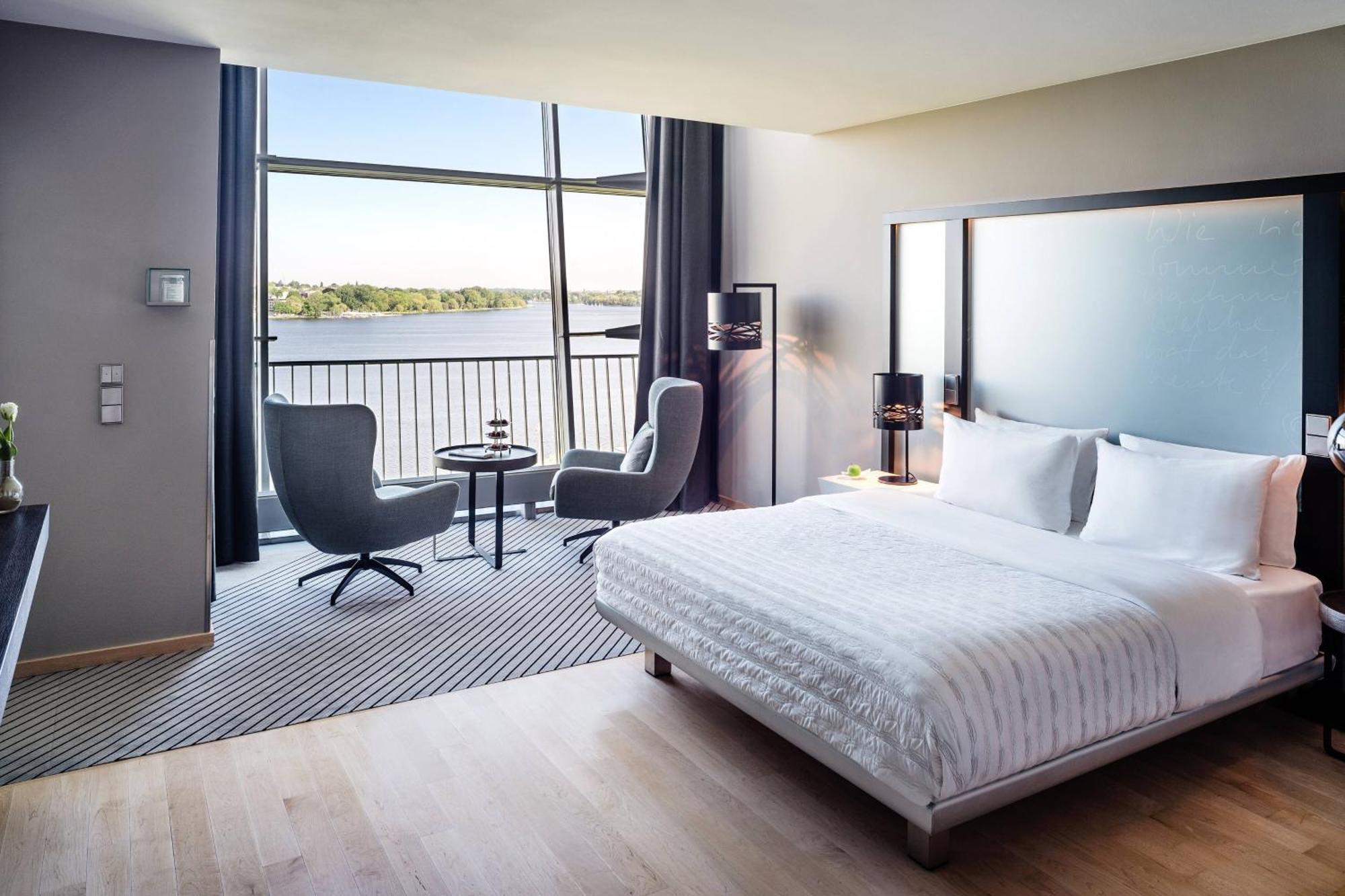 Le Méridien 5* Hamburg