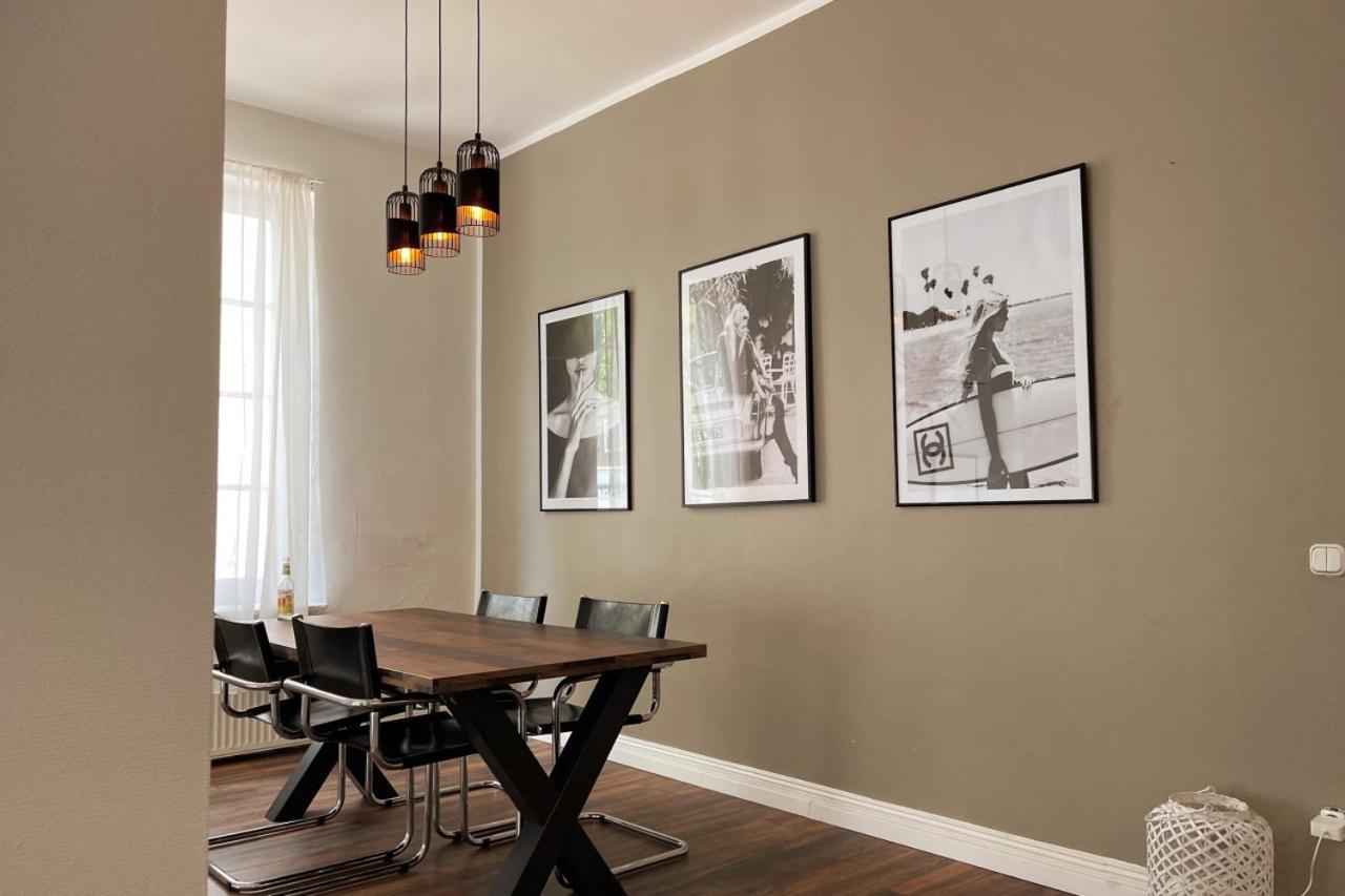 90sqm Unique Living Near The Alster Apartment