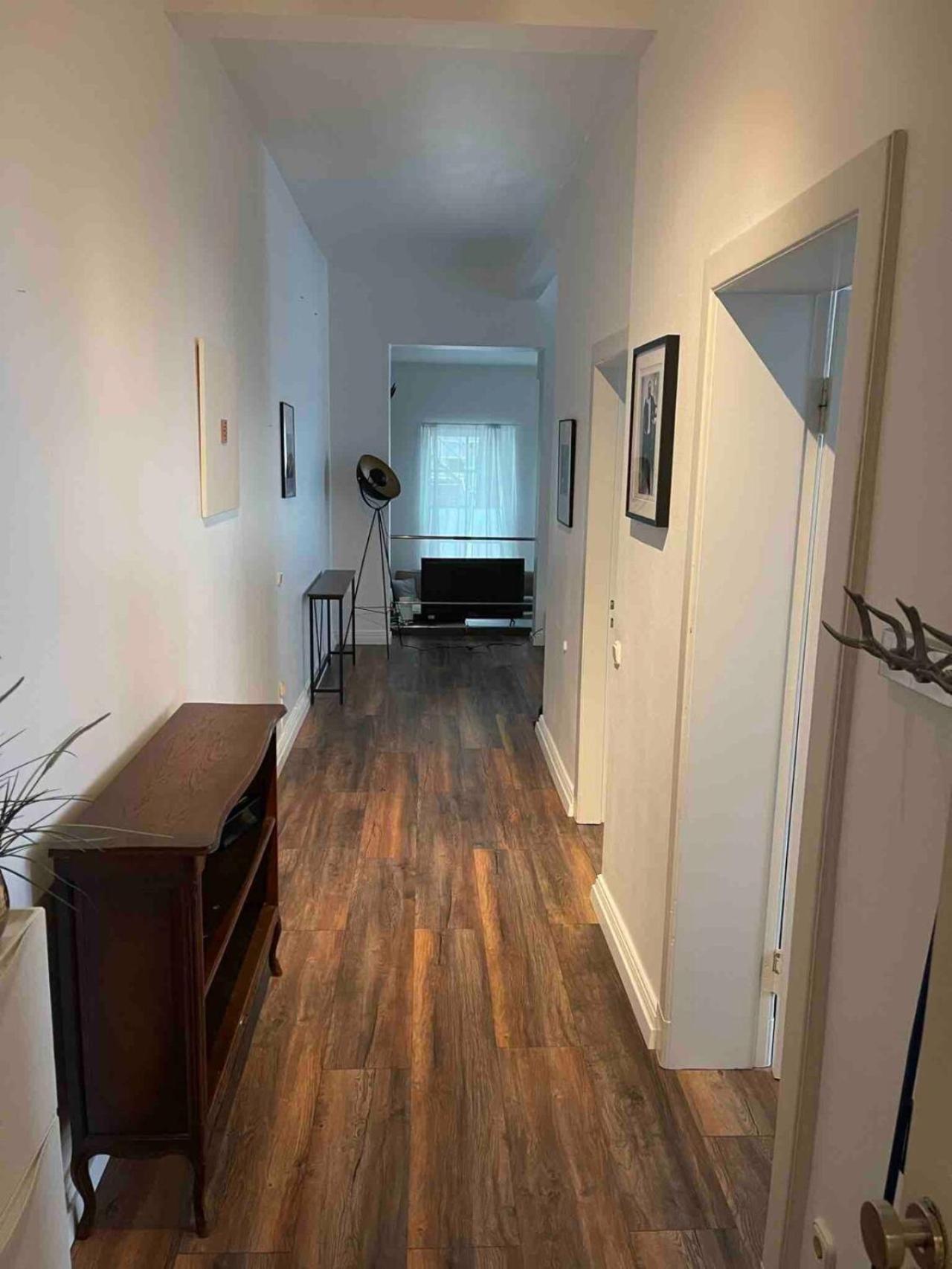 90sqm Unique Living Near The Alster * Hamburg