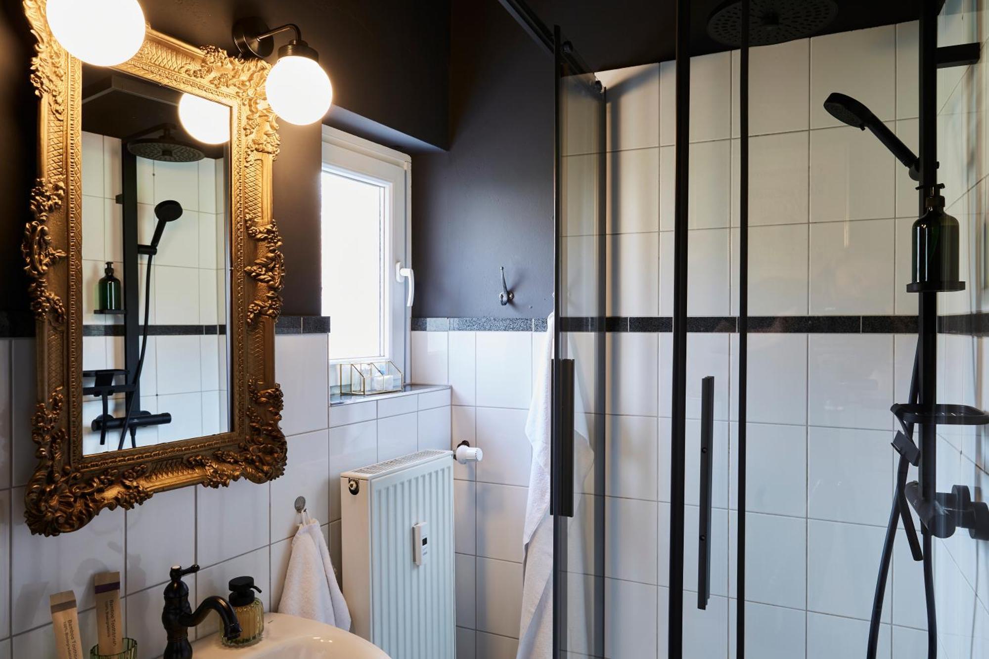 Little Wizard Apartment Hamburg - Bis 4 Personen - 44 Qm - Kostenloser Parkplatz