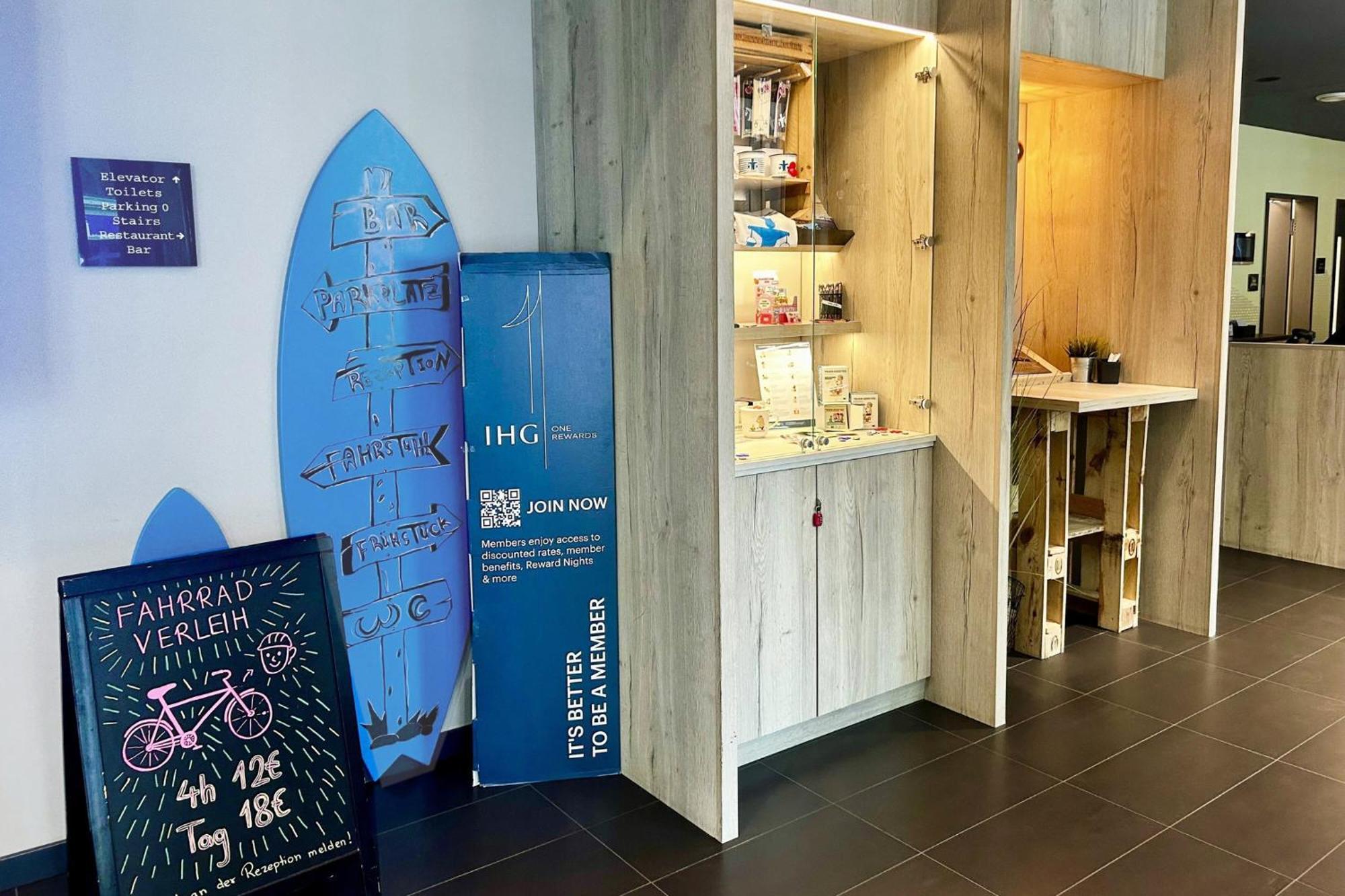 - The Niu, Yen By Ihg 3* Hamburg