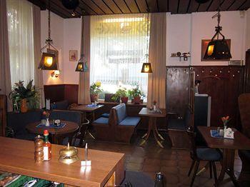 Wilhelmsburger Hof Hotel 2*