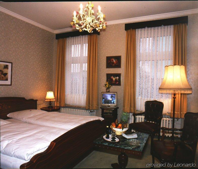 Stephan 2* Hamburg