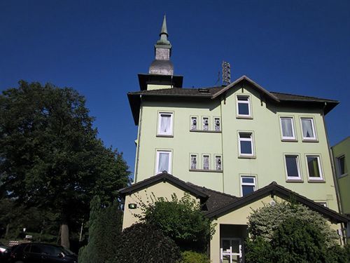 Hotel Wilhelmsburger Hof 2*