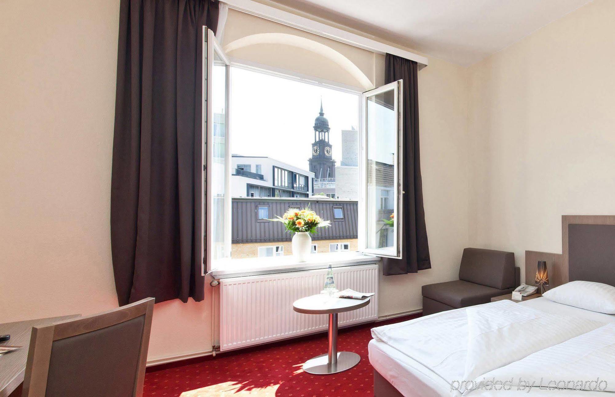 Holstenwall Neustadt Hotel
