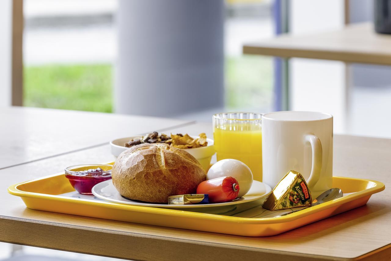 Ibis Budget Altona Hotel