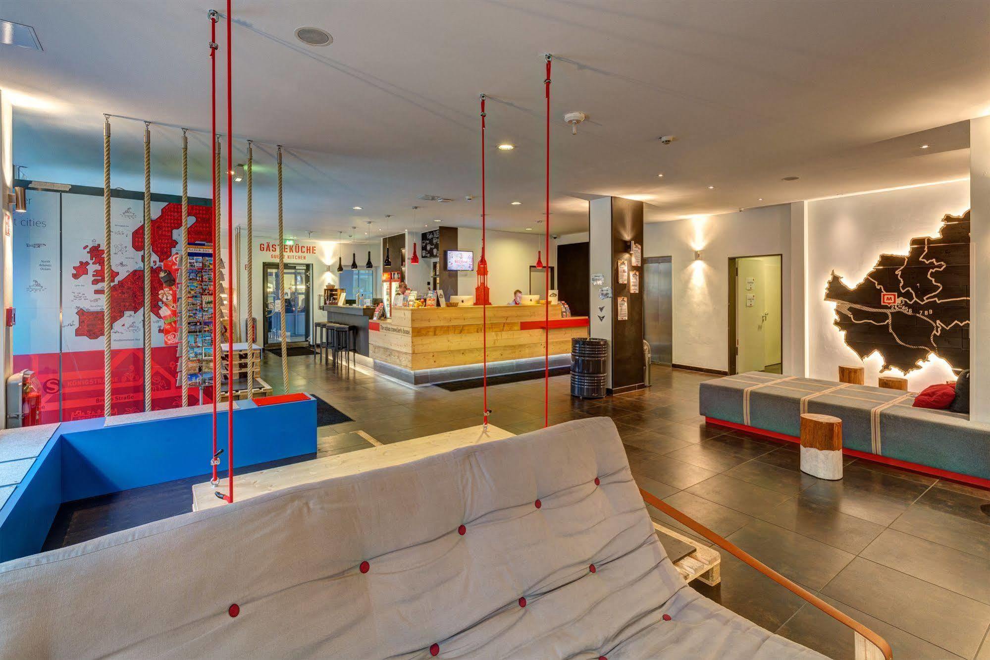 Meininger Center 3*