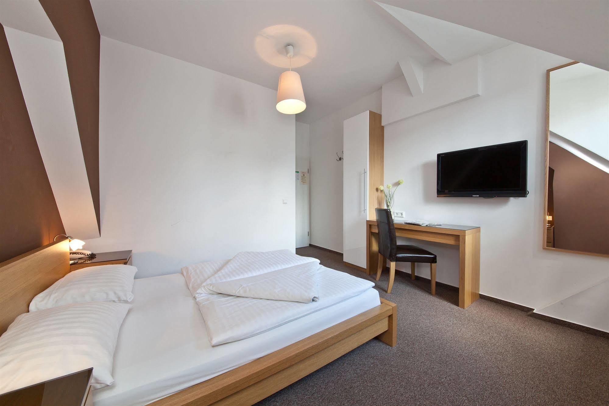 Holstenwall Neustadt Hotel 3*