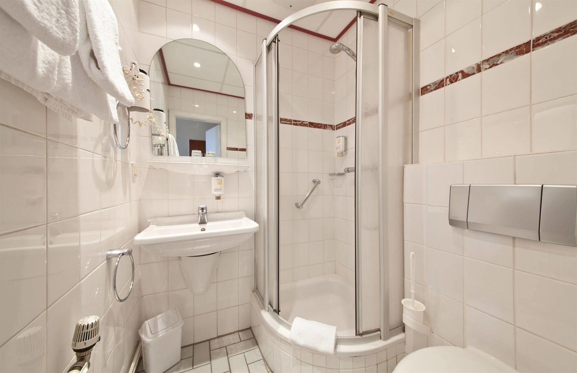 Hotel Holstenwall Neustadt 3*