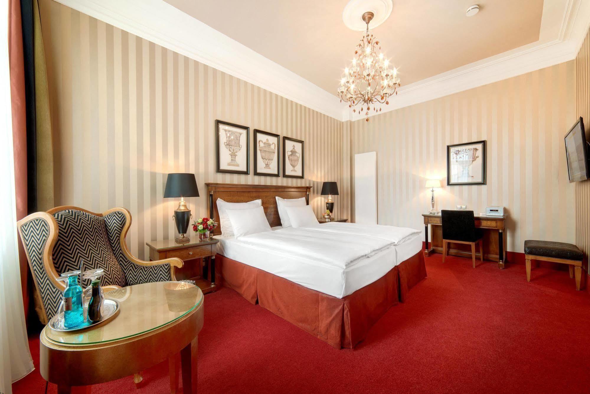 Romantik Smolka 4* Hamburg