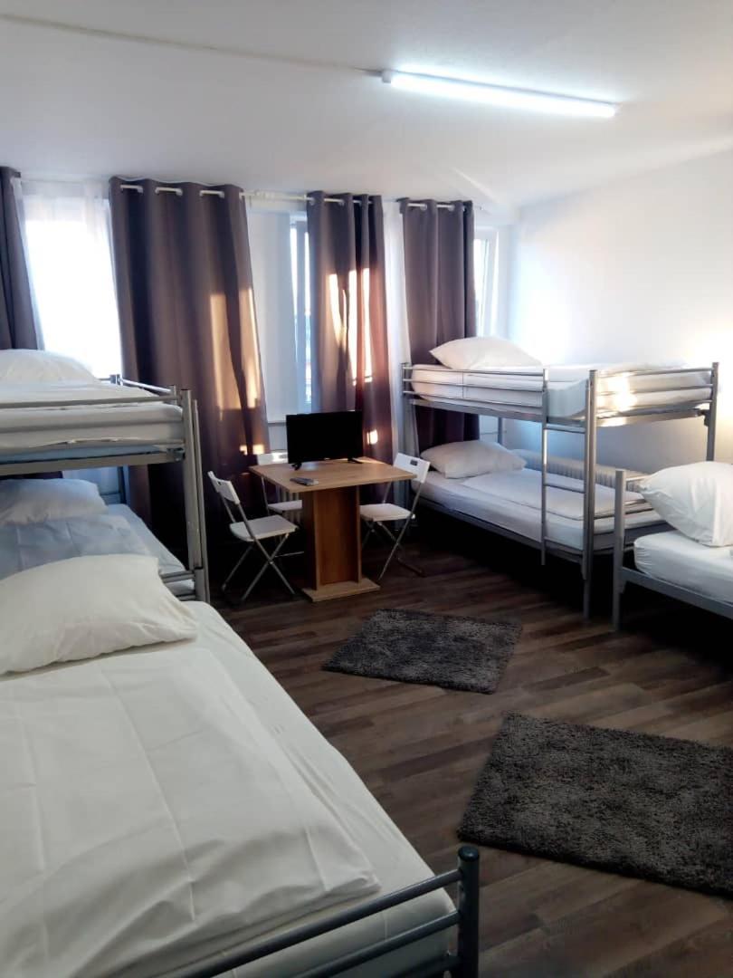 Hostel Ab 8€