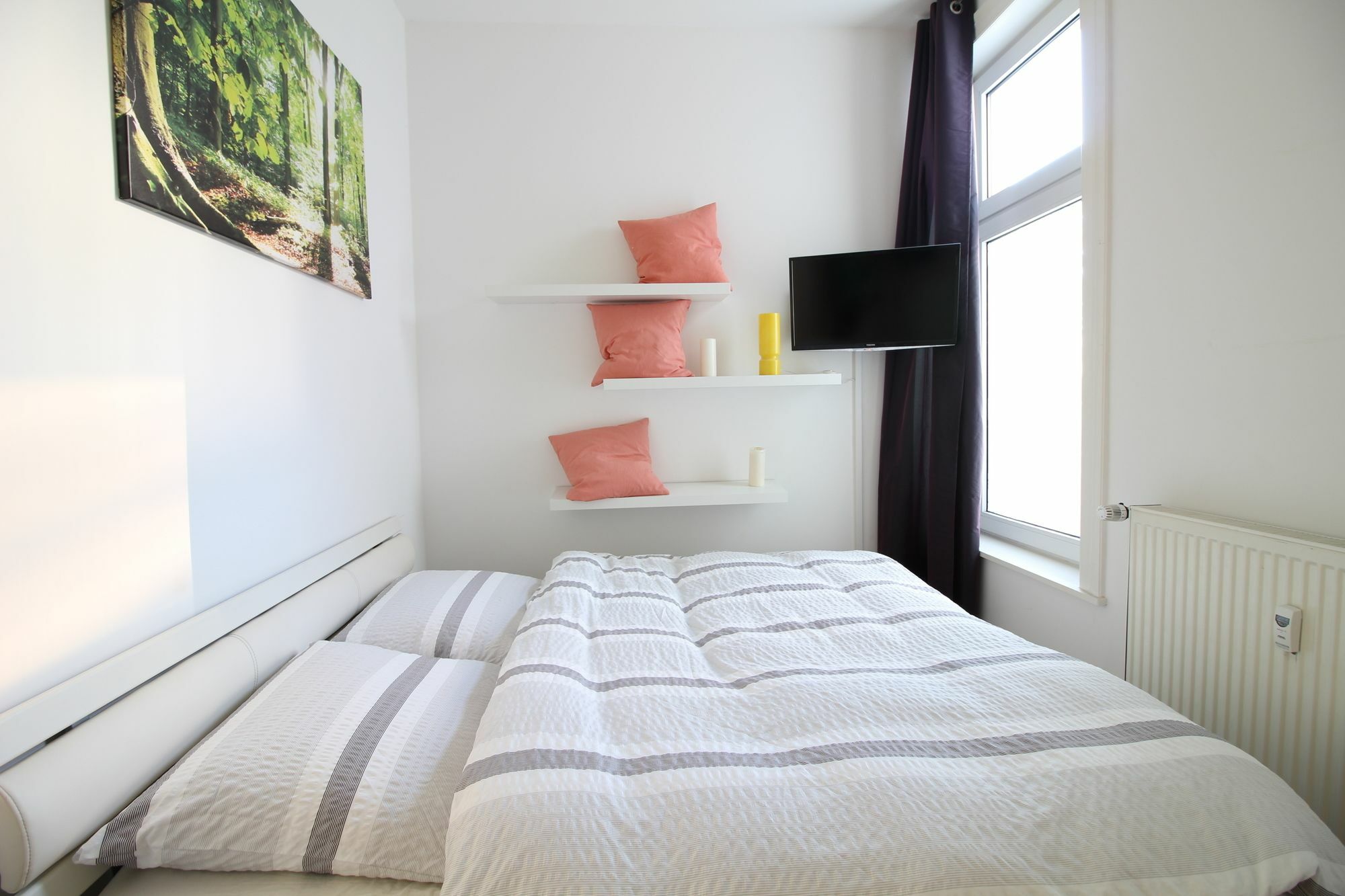 Exclusive Station Apartment