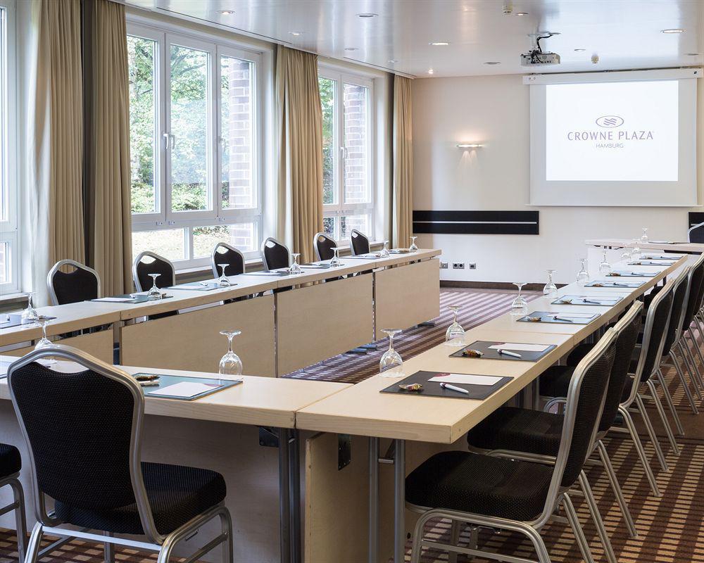 Hotel Crowne Plaza Hamburg-city Alster By Ihg 4*