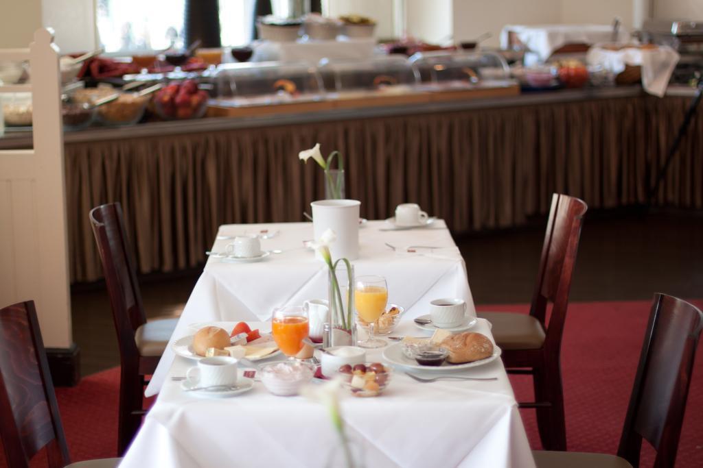 Garner Hotel Hamburg - Graf Moltke 3*