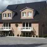 Hotel Und Landhaus \'Kastanie\'