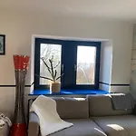 Urlaub Am Elbstrand - Wohnung In Blankenese Mit Naturblick