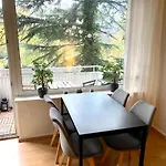 Schoene 2 Zimmer Wohnung Im Zentrum Hamburgs
