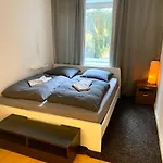Schoene 2 Zimmer Wohnung Im Zentrum Hamburgs