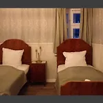 Ferienwohnung 24 Am Saseler Markt Hochwertig Renoviert