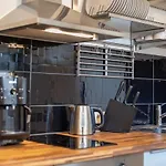 1 Schulterblatt-Apartments Hamburg For 6