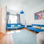 150Qm Loft, Tischtennis, Dart, Tischkicker