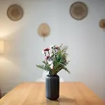 Central Apartment 4 Bedrooms For Up To 12 Guests