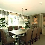 Hotel Business & More