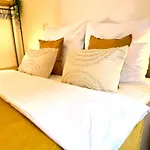 Stylisches 2-Zimmer Ambient Apartment In Alsternaehe Mit Kingsize-Bett & Schlafsofa