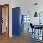 Am Kaiserkai Im Schoensten Teil Der Hafencity